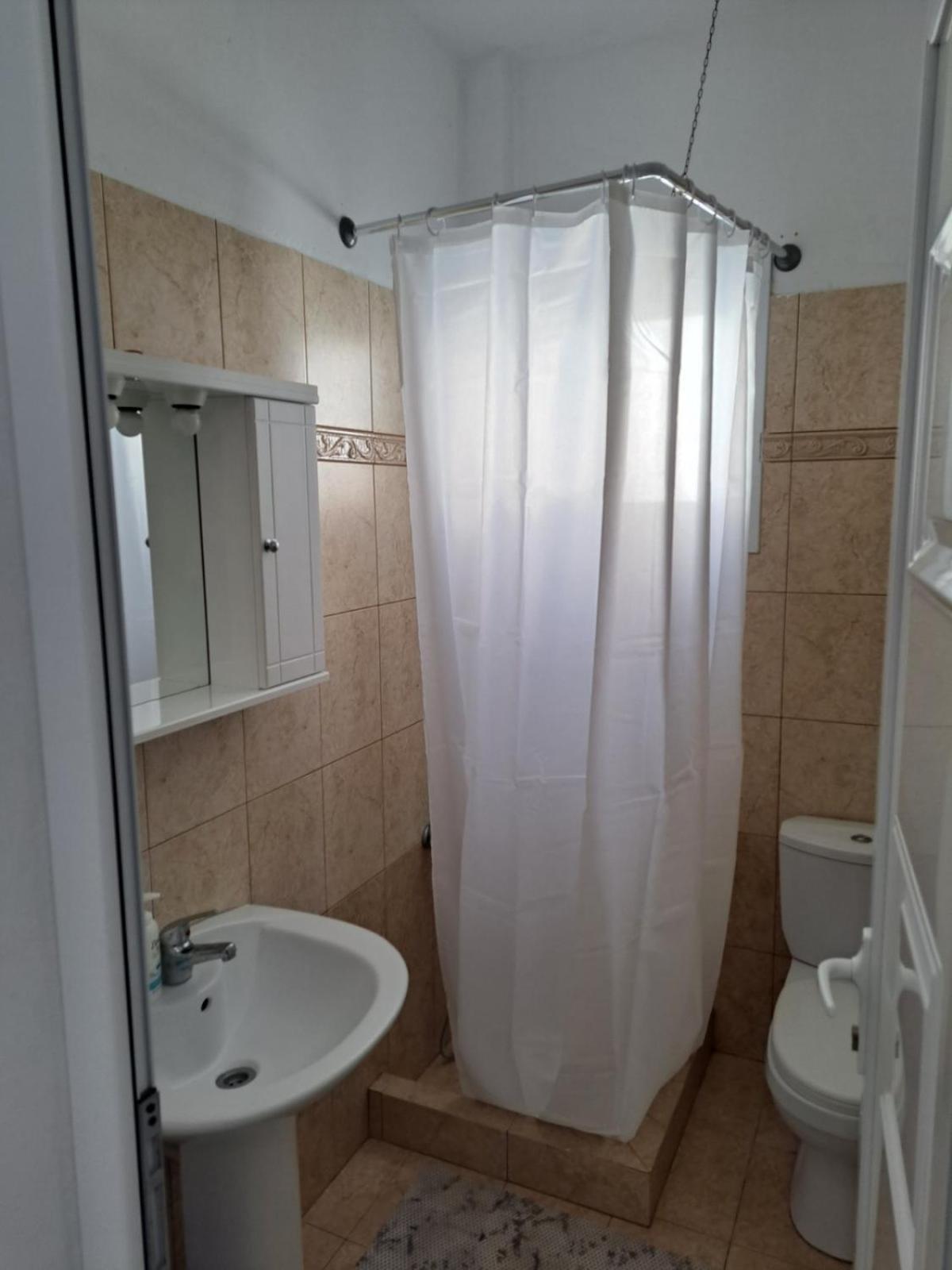 Apartment With Sea View And Balcony 60M From Beach Aegina Eksteriør bilde
