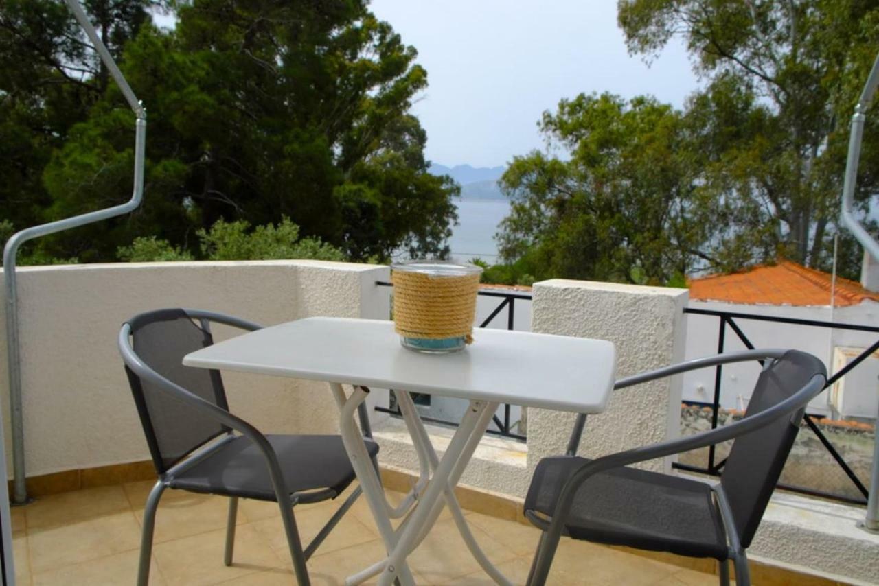 Apartment With Sea View And Balcony 60M From Beach Aegina Eksteriør bilde